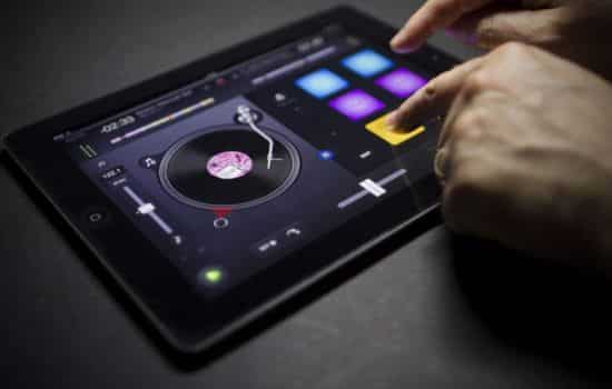 Aplicaciones de DJ: Cómo Crear Música Profesional con DJAY