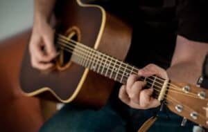 Aplicaciones para aprender a tocar la guitarra