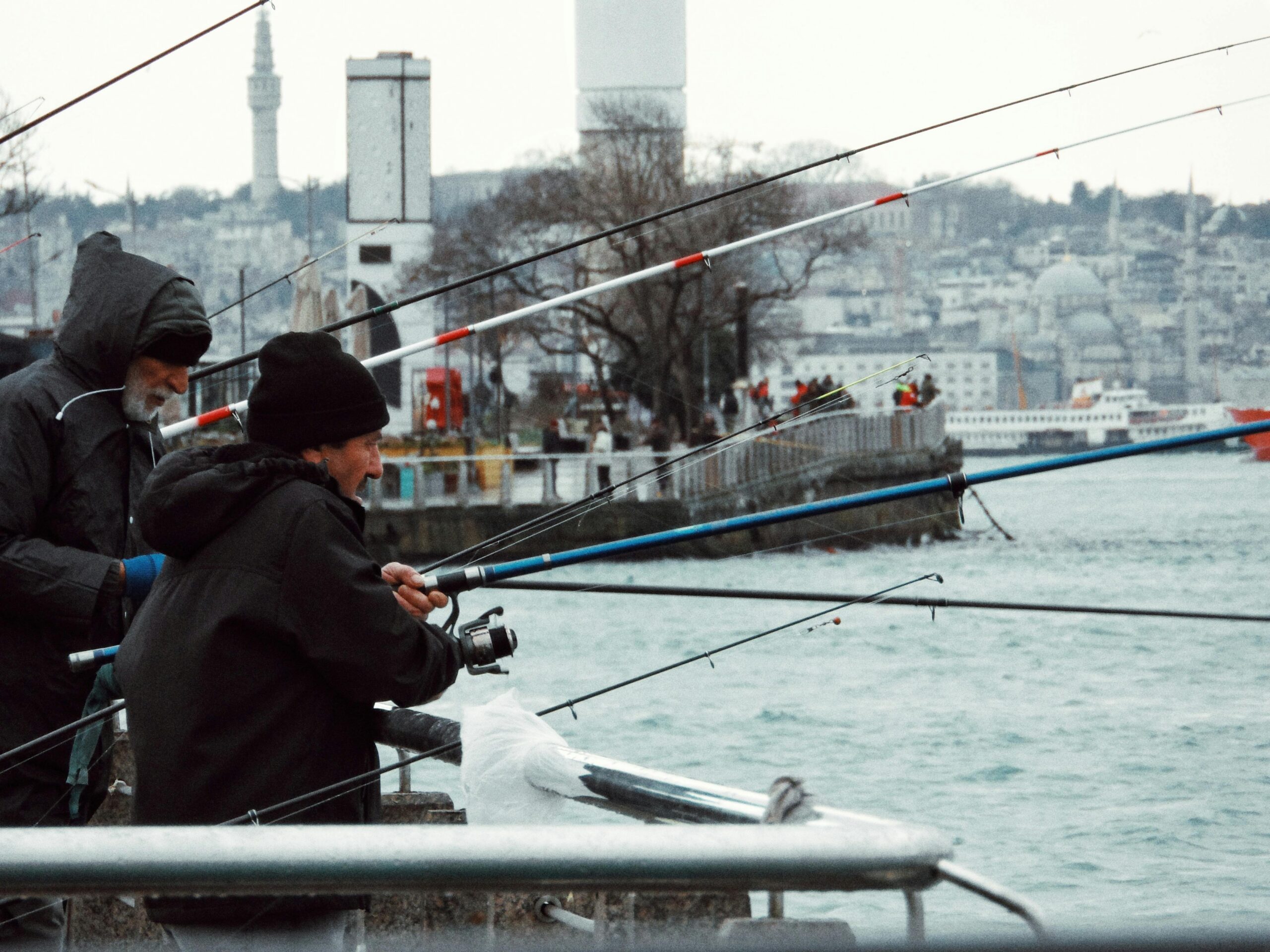 Aplicación Integral para Pescadores: Mapas y Predicciones