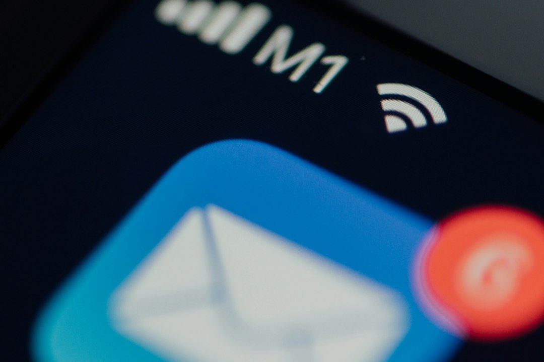 Cómo Gestionar Mensajes Prioritarios de Remitentes Privados en tu Correo